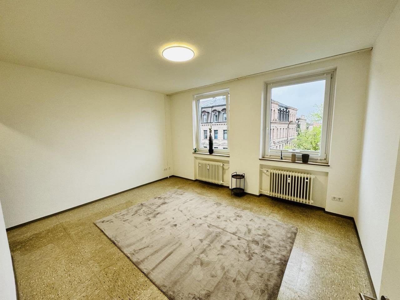 Pronájem bytu 1+1 28 m², Fürther Str. 11, Nürnberg, Bavorsko Pronájem bytu 1+1 28 m², Fürther Str. 11, Nürnberg, Bavorsko