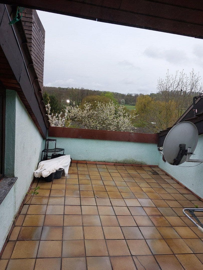 Pronájem bytu 2+1 80 m², Maulbronn, Bádensko-Württembersko Pronájem bytu 2+1 80 m², Maulbronn, Bádensko-Württembersko