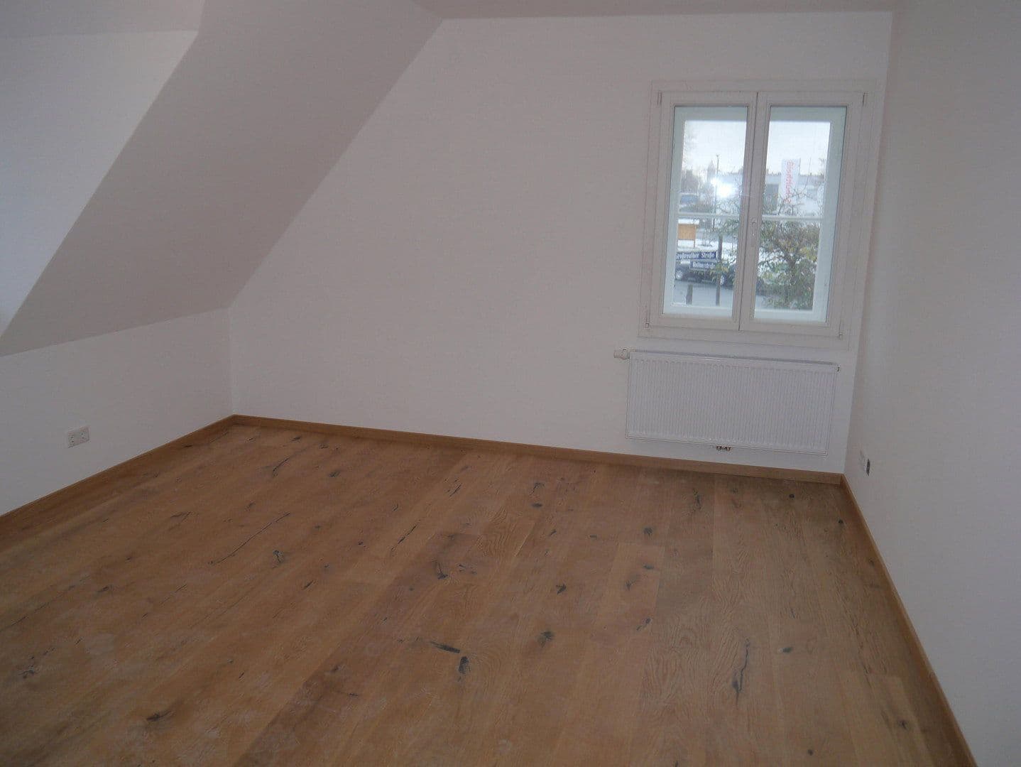 Pronájem bytu 3+1 94 m², Nürnberg, Bavorsko Pronájem bytu 3+1 94 m², Nürnberg, Bavorsko