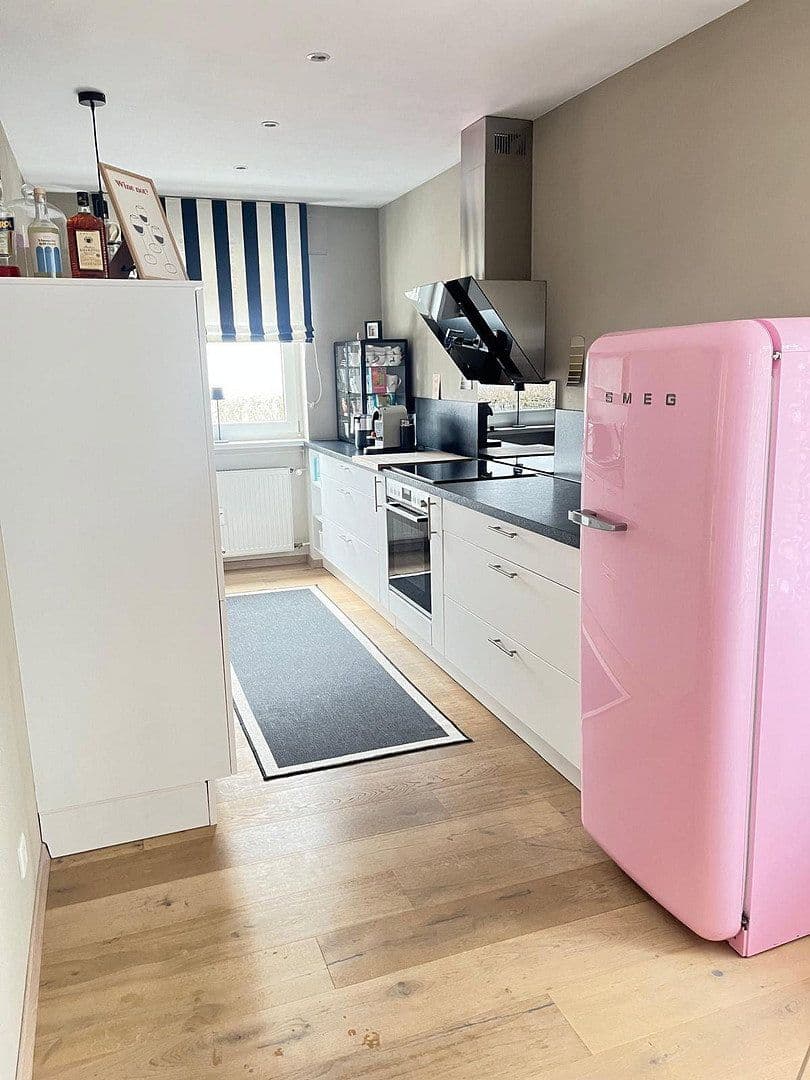 Prodej bytu 4+kk 108 m², Friedrichsdorf, Hessen Prodej bytu 4+kk 108 m², Friedrichsdorf, Hessen