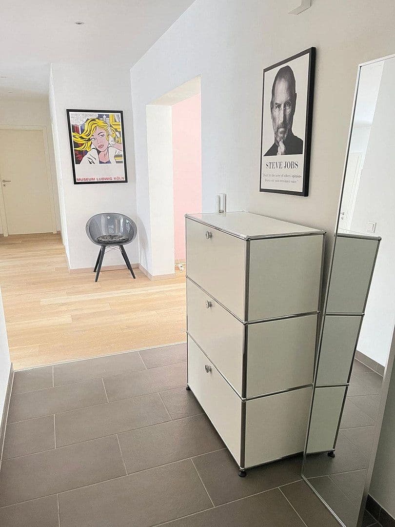 Prodej bytu 4+kk 108 m², Friedrichsdorf, Hessen Prodej bytu 4+kk 108 m², Friedrichsdorf, Hessen