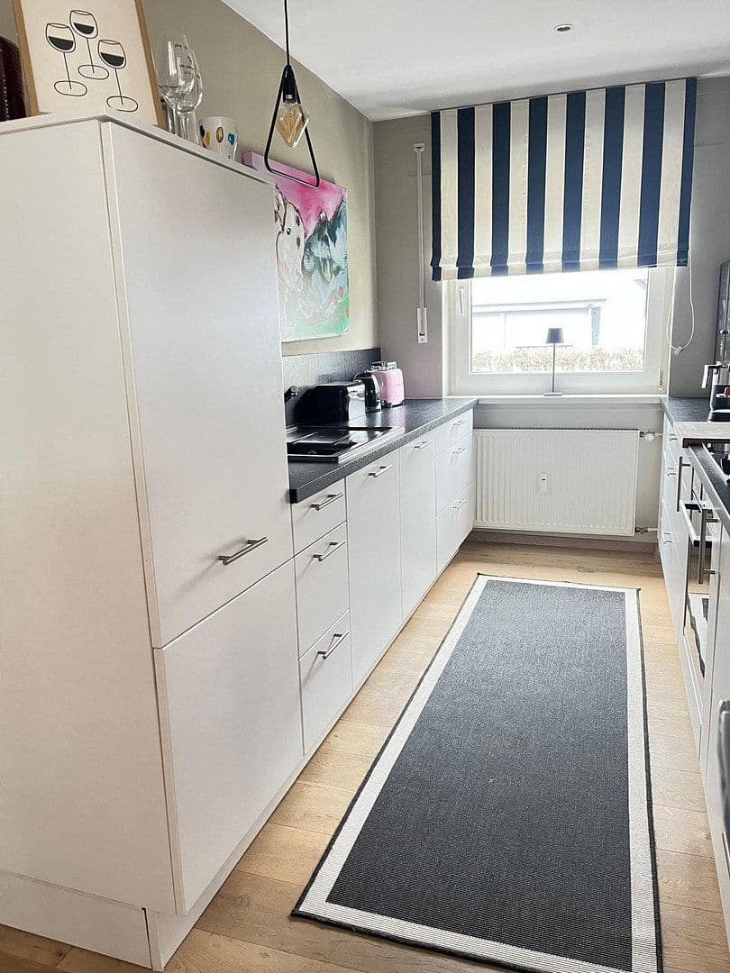 Prodej bytu 4+kk 108 m², Friedrichsdorf, Hessen Prodej bytu 4+kk 108 m², Friedrichsdorf, Hessen