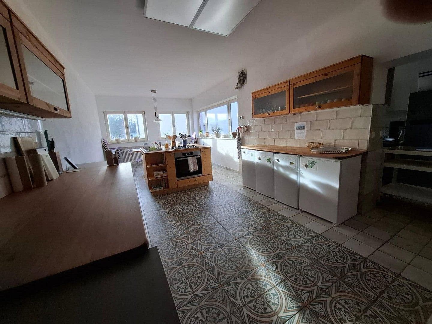 Prodej domu 685 m², pozemek 3.296 m², Gartenstraße 15, Flammersfeld, Porýní-Falc Prodej domu 685 m², pozemek 3.296 m², Gartenstraße 15, Flammersfeld, Porýní-Falc