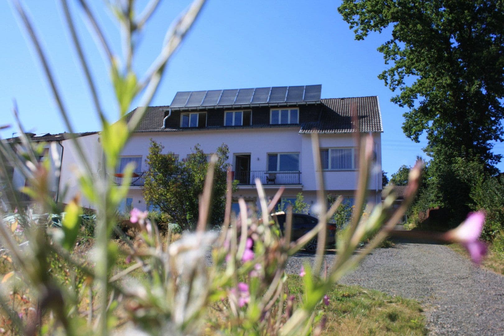 Prodej domu 685 m², pozemek 3.296 m², Gartenstraße 15, Flammersfeld, Porýní-Falc Prodej domu 685 m², pozemek 3.296 m², Gartenstraße 15, Flammersfeld, Porýní-Falc