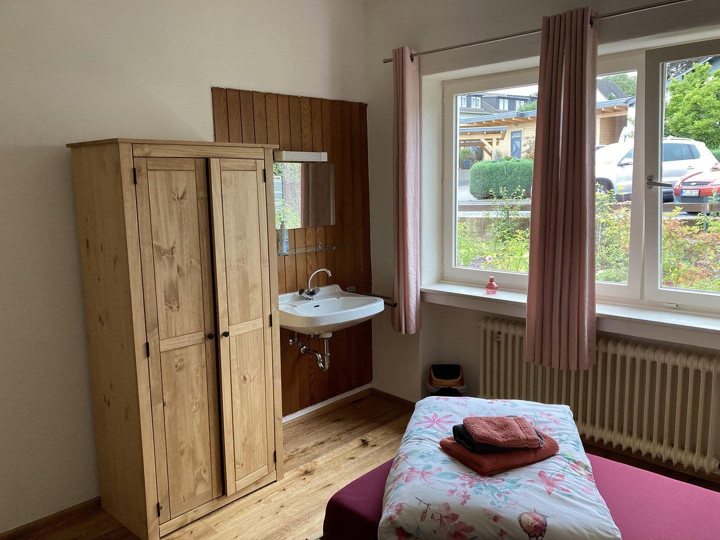 Prodej domu 685 m², pozemek 3.296 m², Gartenstraße 15, Flammersfeld, Porýní-Falc Prodej domu 685 m², pozemek 3.296 m², Gartenstraße 15, Flammersfeld, Porýní-Falc