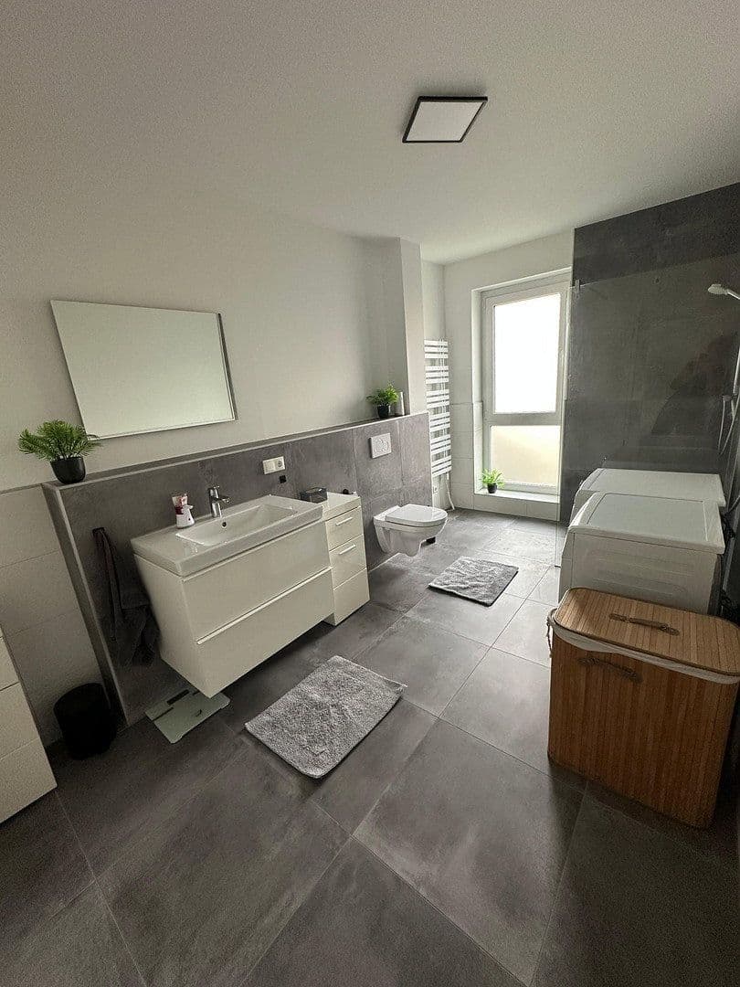 Pronájem bytu 3+1 92 m², Brühlstr. 27b, Wassenberg, Severní Porýní-Vestfálsko Pronájem bytu 3+1 92 m², Brühlstr. 27b, Wassenberg, Severní Porýní-Vestfálsko