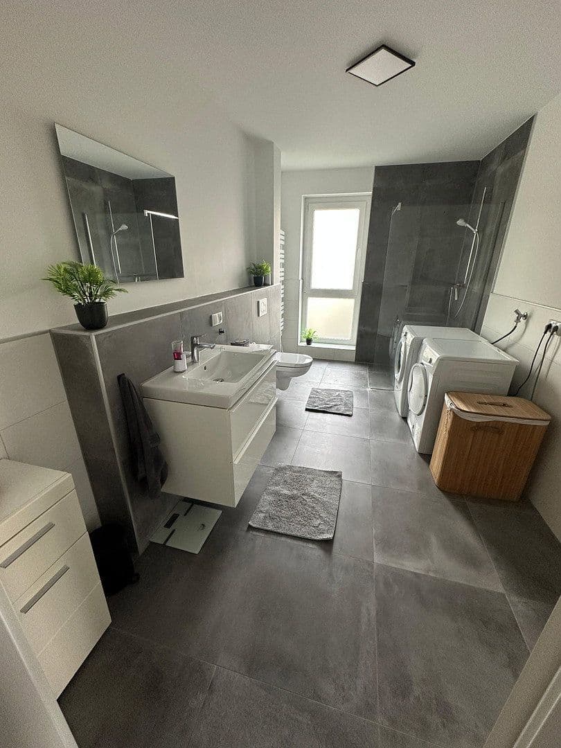 Pronájem bytu 3+1 92 m², Brühlstr. 27b, Wassenberg, Severní Porýní-Vestfálsko Pronájem bytu 3+1 92 m², Brühlstr. 27b, Wassenberg, Severní Porýní-Vestfálsko