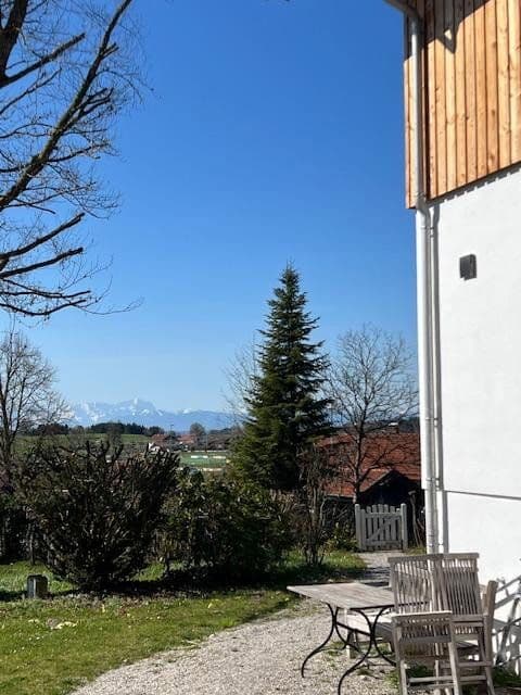 Pronájem domu 154 m², pozemek 1.000 m², Münsing, Bavorsko Pronájem domu 154 m², pozemek 1.000 m², Münsing, Bavorsko