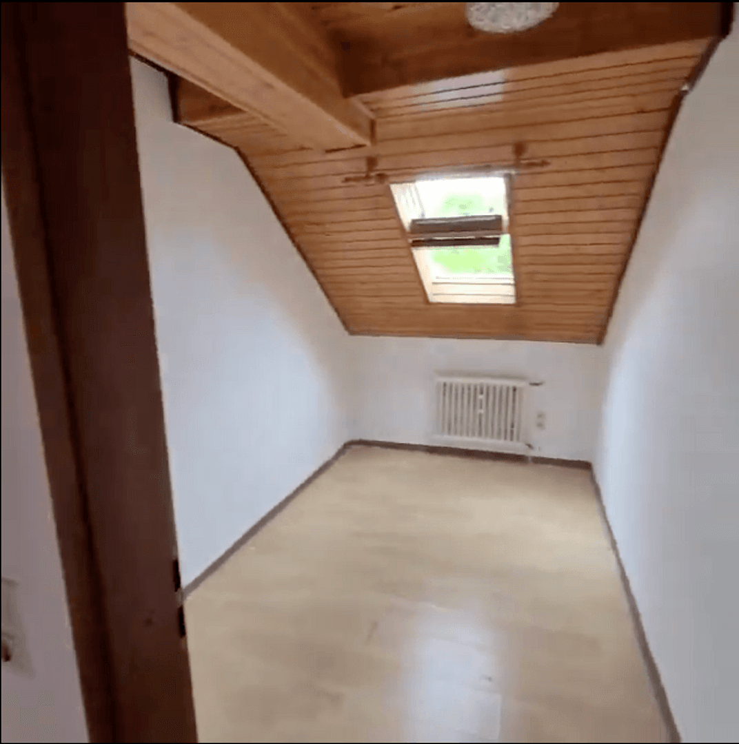 Pronájem bytu 4+1 73 m², Pirmasens, Porýní-Falc Pronájem bytu 4+1 73 m², Pirmasens, Porýní-Falc