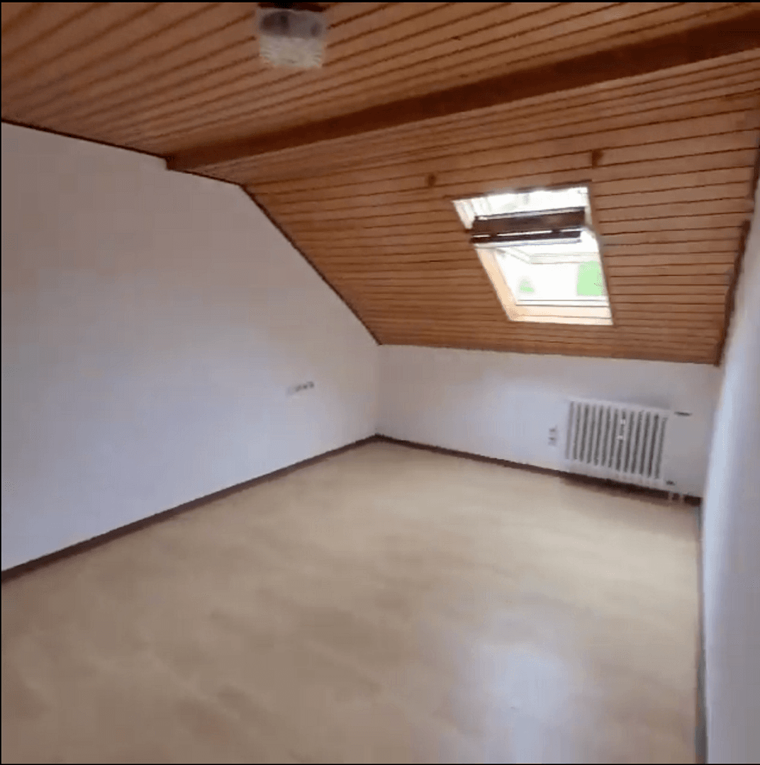 Pronájem bytu 4+1 73 m², Pirmasens, Porýní-Falc Pronájem bytu 4+1 73 m², Pirmasens, Porýní-Falc