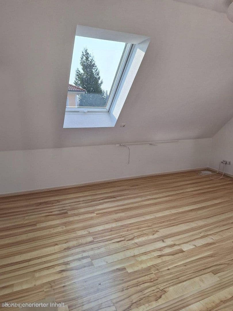 Pronájem domu 144 m², pozemek 500 m², Berlin, Berlín Pronájem domu 144 m², pozemek 500 m², Berlin, Berlín