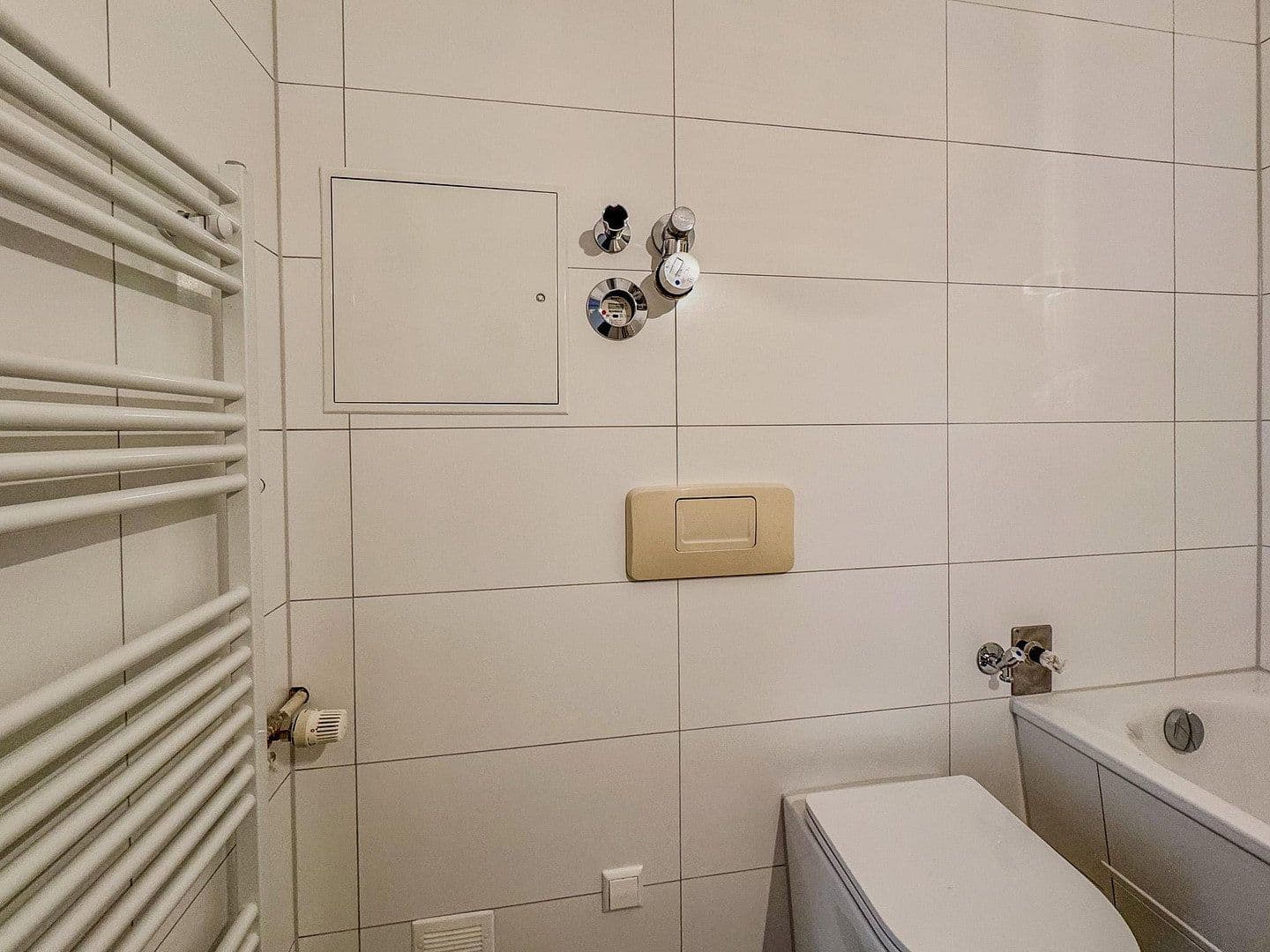 Prodej bytu 4+1 71 m², Mollstraße 2, Berlin, Berlín Prodej bytu 4+1 71 m², Mollstraße 2, Berlin, Berlín