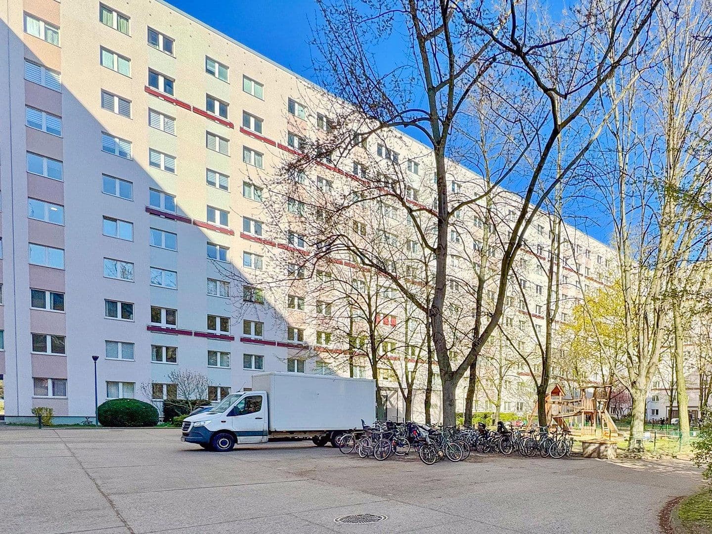 Prodej bytu 4+1 71 m², Mollstraße 2, Berlin, Berlín Prodej bytu 4+1 71 m², Mollstraße 2, Berlin, Berlín