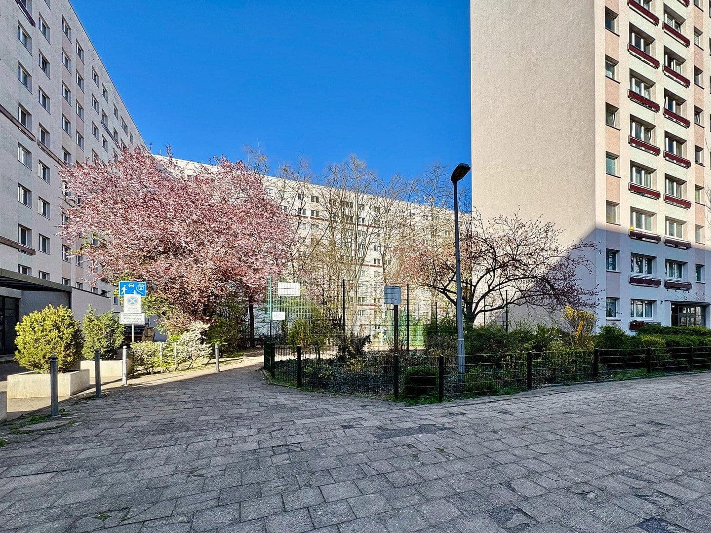 Prodej bytu 4+1 71 m², Mollstraße 2, Berlin, Berlín Prodej bytu 4+1 71 m², Mollstraße 2, Berlin, Berlín