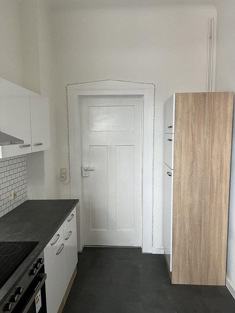 Pronájem bytu 3+1 78 m², Ernst-Thälmann-Straße 17, Hainichen, Sasko Pronájem bytu 3+1 78 m², Ernst-Thälmann-Straße 17, Hainichen, Sasko