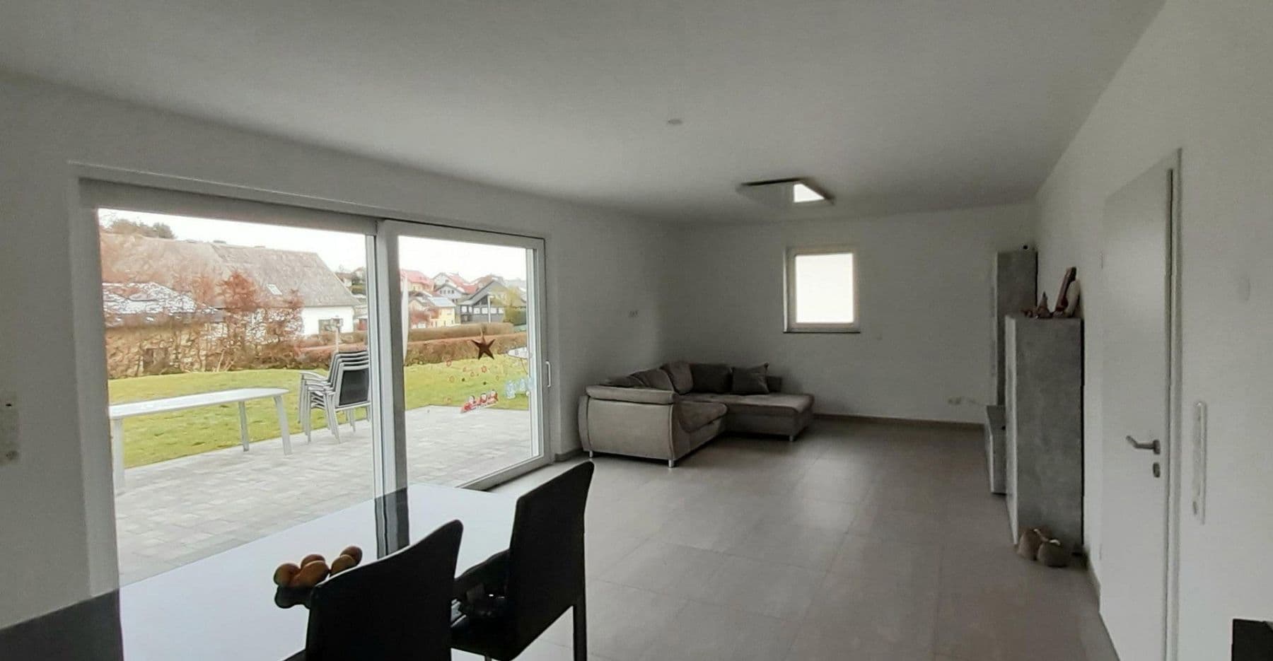 Prodej domu 117 m², pozemek 816 m², Dahlem, Severní Porýní-Vestfálsko Prodej domu 117 m², pozemek 816 m², Dahlem, Severní Porýní-Vestfálsko