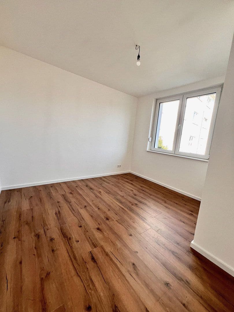 Pronájem domu 230 m², pozemek 600 m², Haller Weg 65a, Bielefeld, Severní Porýní-Vestfálsko Pronájem domu 230 m², pozemek 600 m², Haller Weg 65a, Bielefeld, Severní Porýní-Vestfálsko