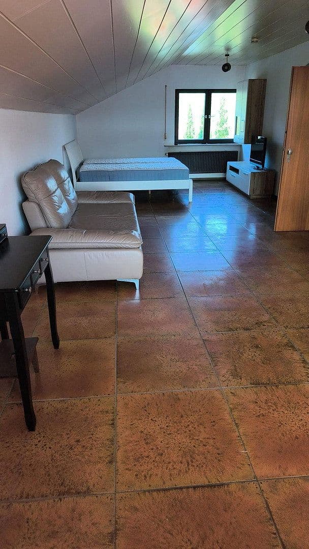 Pronájem bytu 2+1 52 m², Schlossbergstraße 5, Ilsfeld, Bádensko-Württembersko Pronájem bytu 2+1 52 m², Schlossbergstraße 5, Ilsfeld, Bádensko-Württembersko