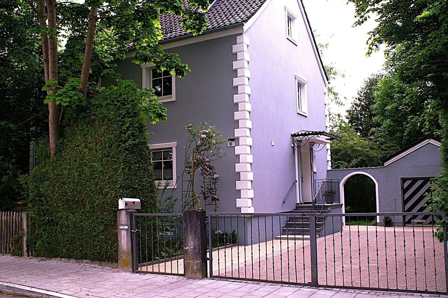 Prodej domu 130 m², pozemek 762 m², Rosenheim (Innenstadt), Bavorsko Prodej domu 130 m², pozemek 762 m², Rosenheim (Innenstadt), Bavorsko