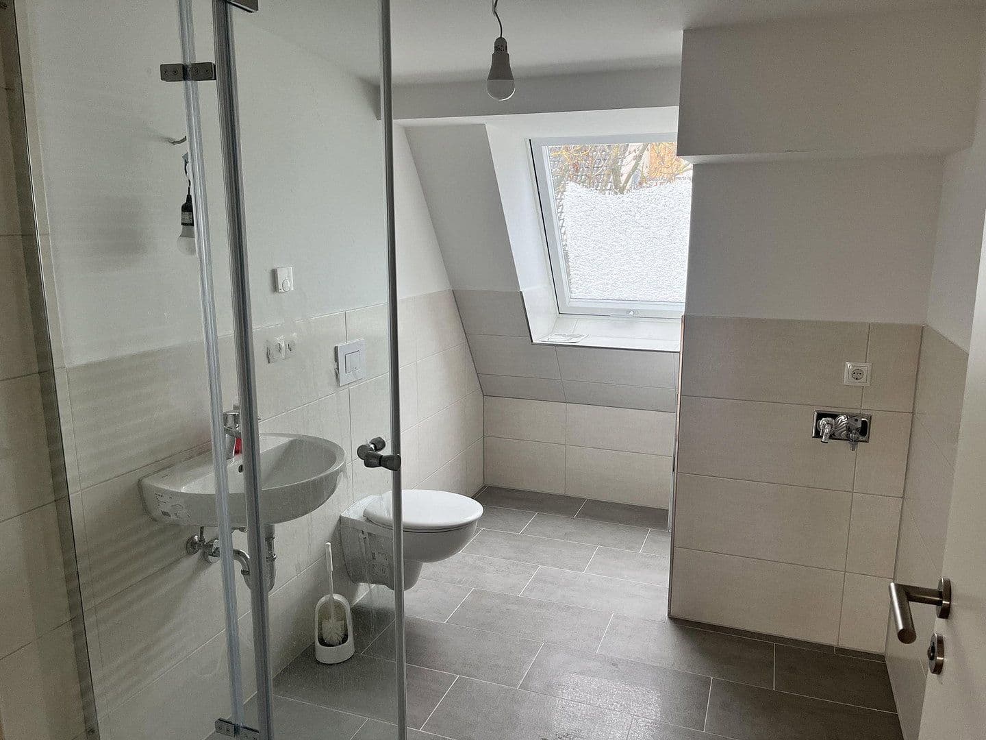 Pronájem bytu 3+1 102 m², Dietzgenstraße 93, Berlin, Berlín Pronájem bytu 3+1 102 m², Dietzgenstraße 93, Berlin, Berlín