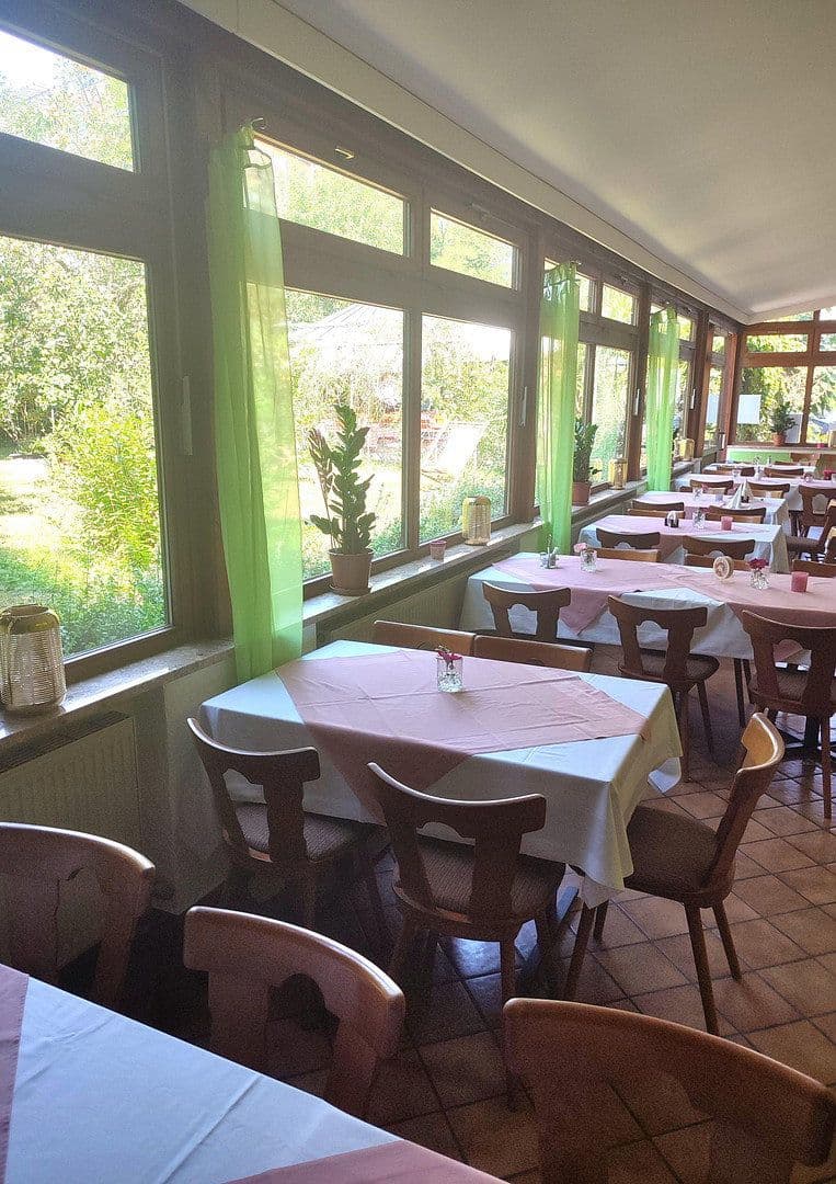 Prodej nebytového prostoru 1.867 m², Graslitzer Str. 4, Waldkraiburg, Bavorsko Prodej nebytového prostoru 1.867 m², Graslitzer Str. 4, Waldkraiburg, Bavorsko