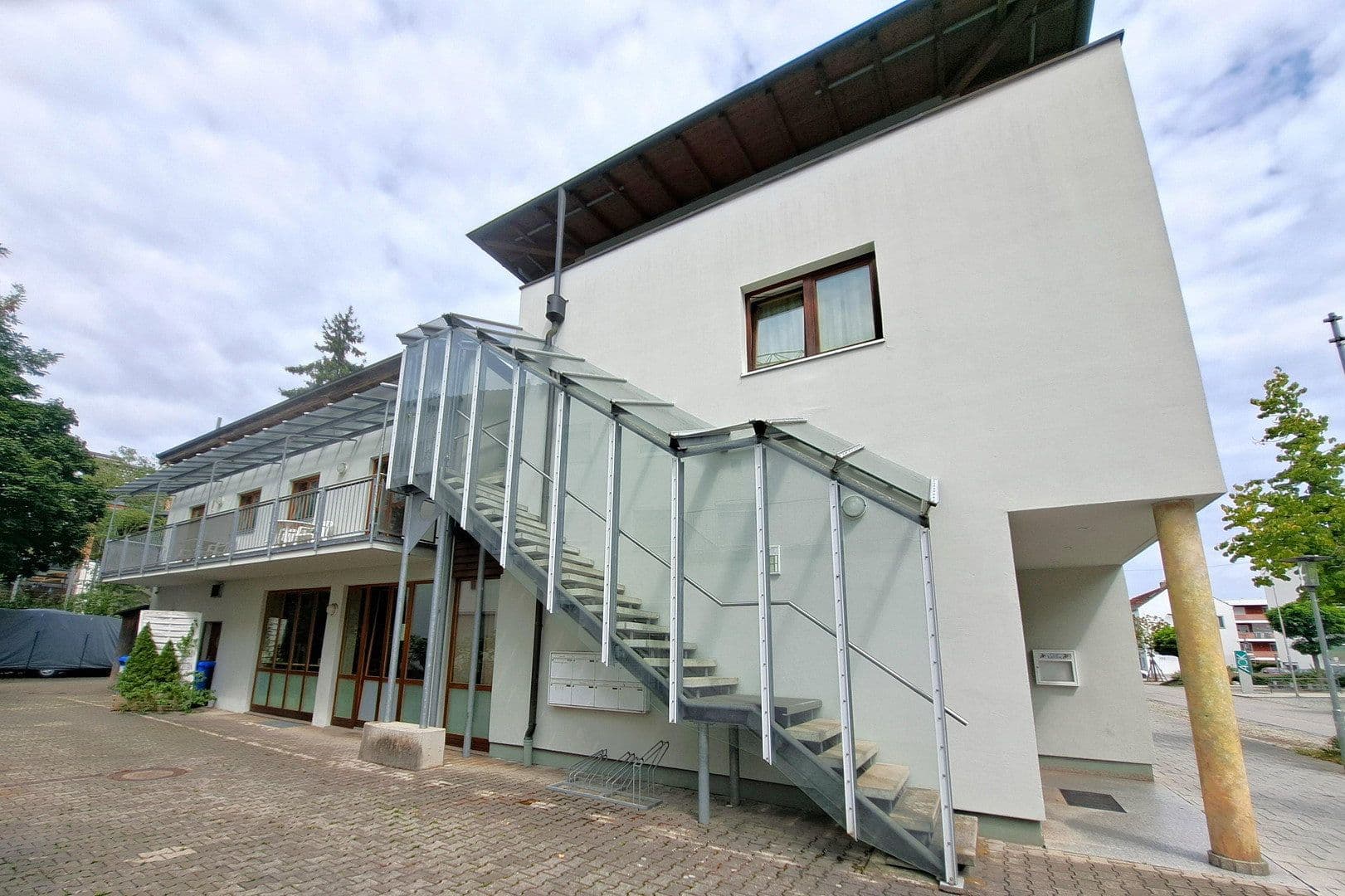 Prodej nebytového prostoru 1.867 m², Graslitzer Str. 4, Waldkraiburg, Bavorsko Prodej nebytového prostoru 1.867 m², Graslitzer Str. 4, Waldkraiburg, Bavorsko