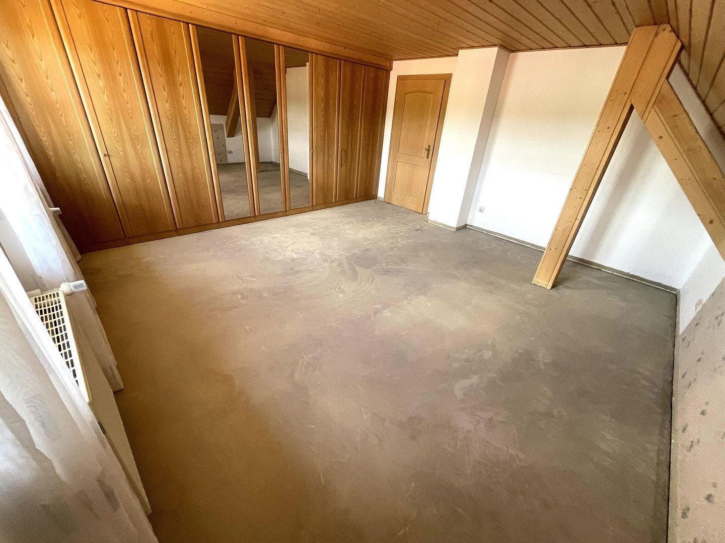 Pronájem bytu 4+kk 141 m², Regenstauf, Bavorsko Pronájem bytu 4+kk 141 m², Regenstauf, Bavorsko