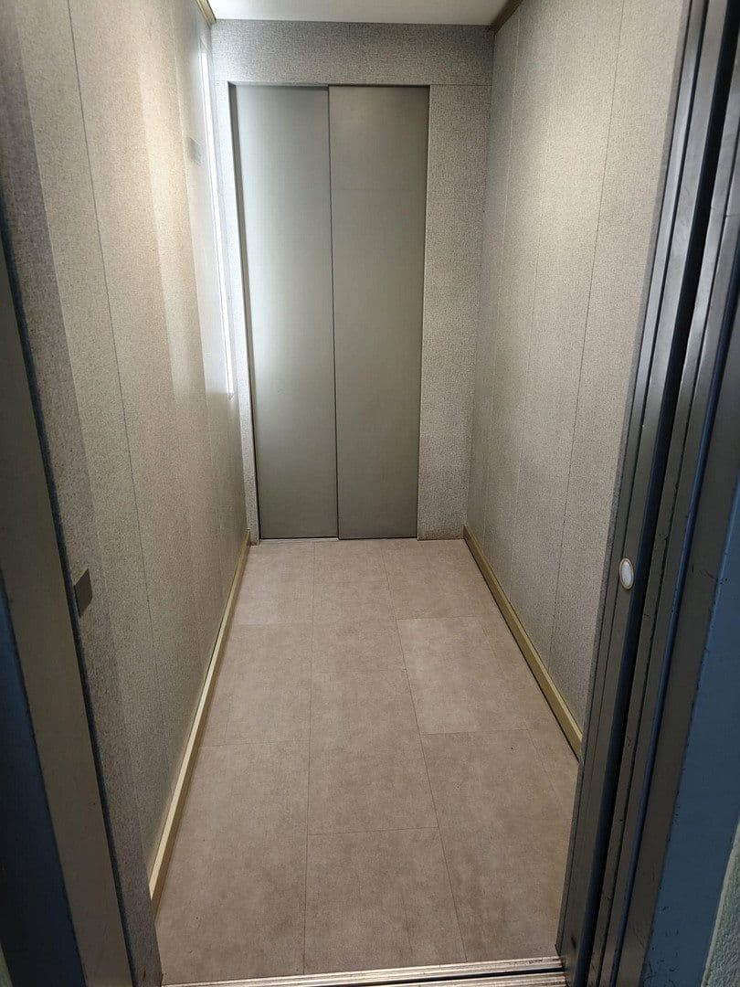 Pronájem bytu 1+1 37 m², Willibaldstraße 6, Nürnberg, Bavorsko Pronájem bytu 1+1 37 m², Willibaldstraße 6, Nürnberg, Bavorsko