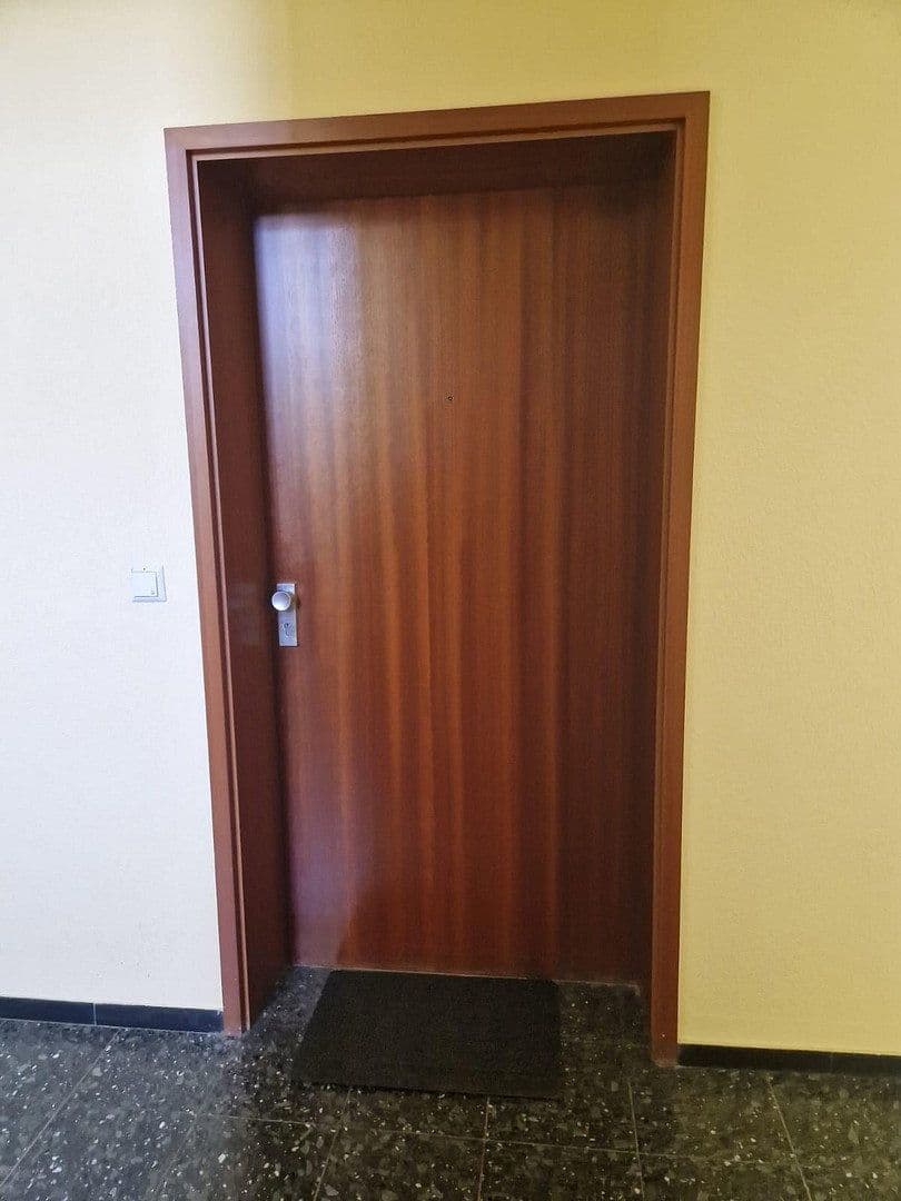 Pronájem bytu 1+1 37 m², Willibaldstraße 6, Nürnberg, Bavorsko Pronájem bytu 1+1 37 m², Willibaldstraße 6, Nürnberg, Bavorsko