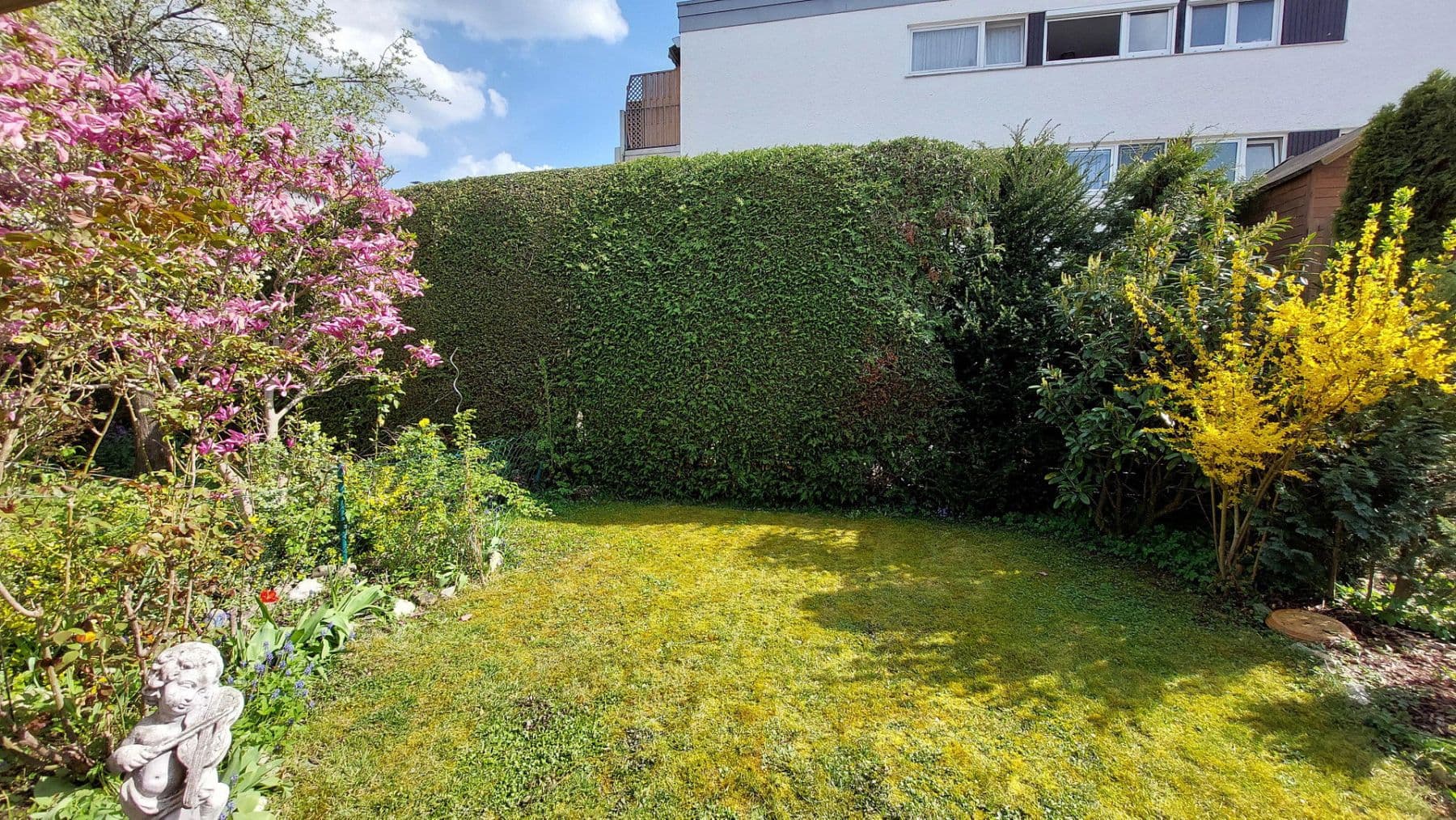 Prodej domu 128 m², pozemek 250 m², Germering, Bavorsko Prodej domu 128 m², pozemek 250 m², Germering, Bavorsko