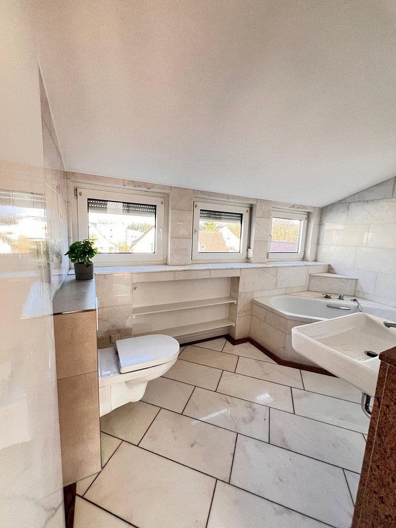 Pronájem bytu 2+1 59 m², Haller Weg 65a, Bielefeld, Severní Porýní-Vestfálsko Pronájem bytu 2+1 59 m², Haller Weg 65a, Bielefeld, Severní Porýní-Vestfálsko