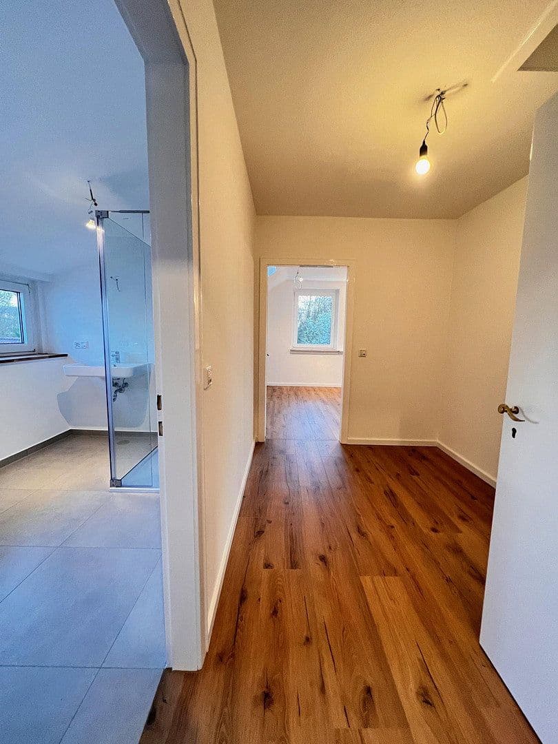 Pronájem bytu 2+1 55 m², Haller Weg 65a, Bielefeld, Severní Porýní-Vestfálsko Pronájem bytu 2+1 55 m², Haller Weg 65a, Bielefeld, Severní Porýní-Vestfálsko