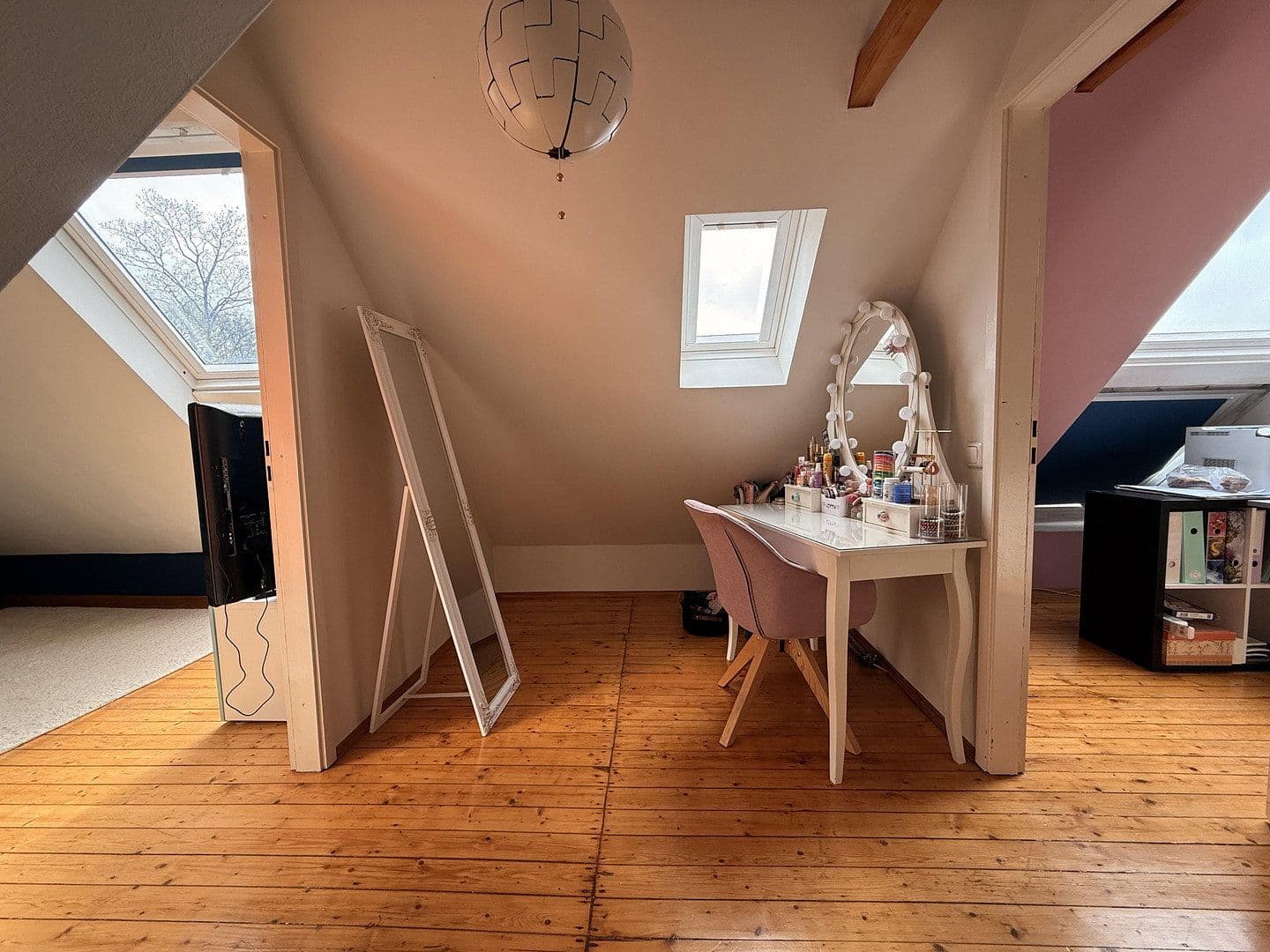 Prodej domu 180 m², pozemek 920 m², Duisburg, Severní Porýní-Vestfálsko Prodej domu 180 m², pozemek 920 m², Duisburg, Severní Porýní-Vestfálsko