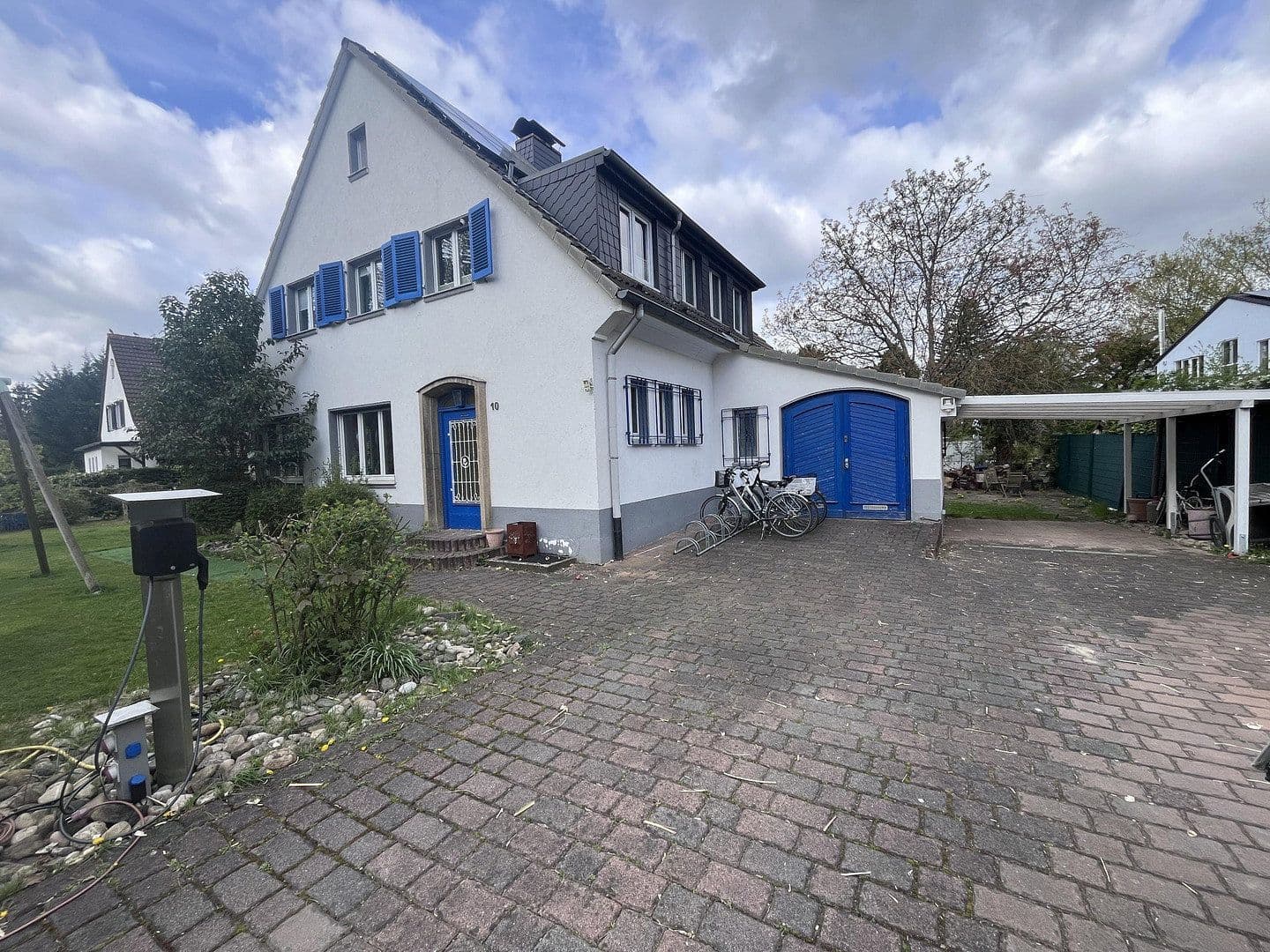 Prodej domu 180 m², pozemek 920 m², Duisburg, Severní Porýní-Vestfálsko Prodej domu 180 m², pozemek 920 m², Duisburg, Severní Porýní-Vestfálsko