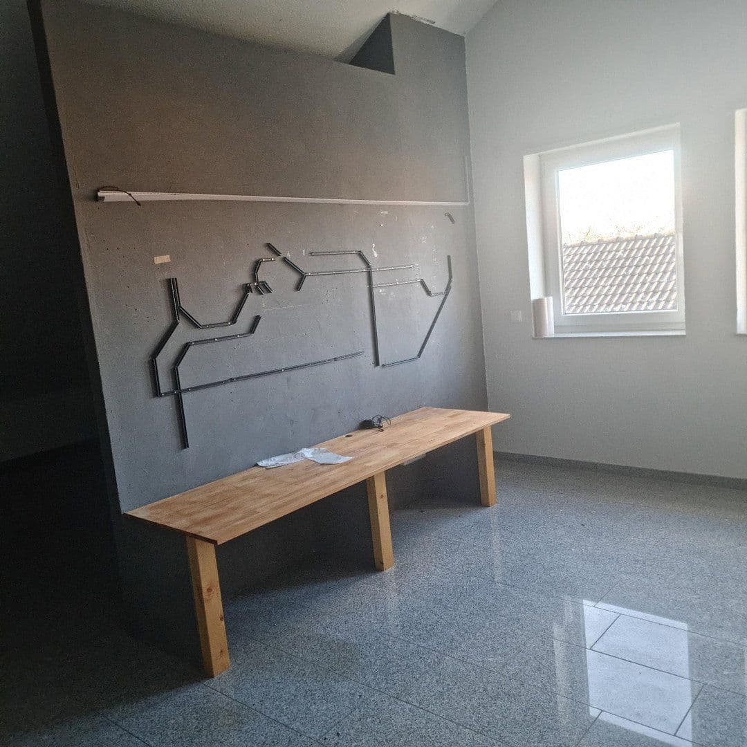 Prodej domu 161 m², pozemek 222 m², Pforzheim, Bádensko-Württembersko Prodej domu 161 m², pozemek 222 m², Pforzheim, Bádensko-Württembersko