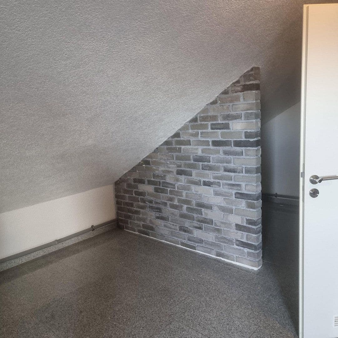 Prodej domu 161 m², pozemek 222 m², Pforzheim, Bádensko-Württembersko Prodej domu 161 m², pozemek 222 m², Pforzheim, Bádensko-Württembersko