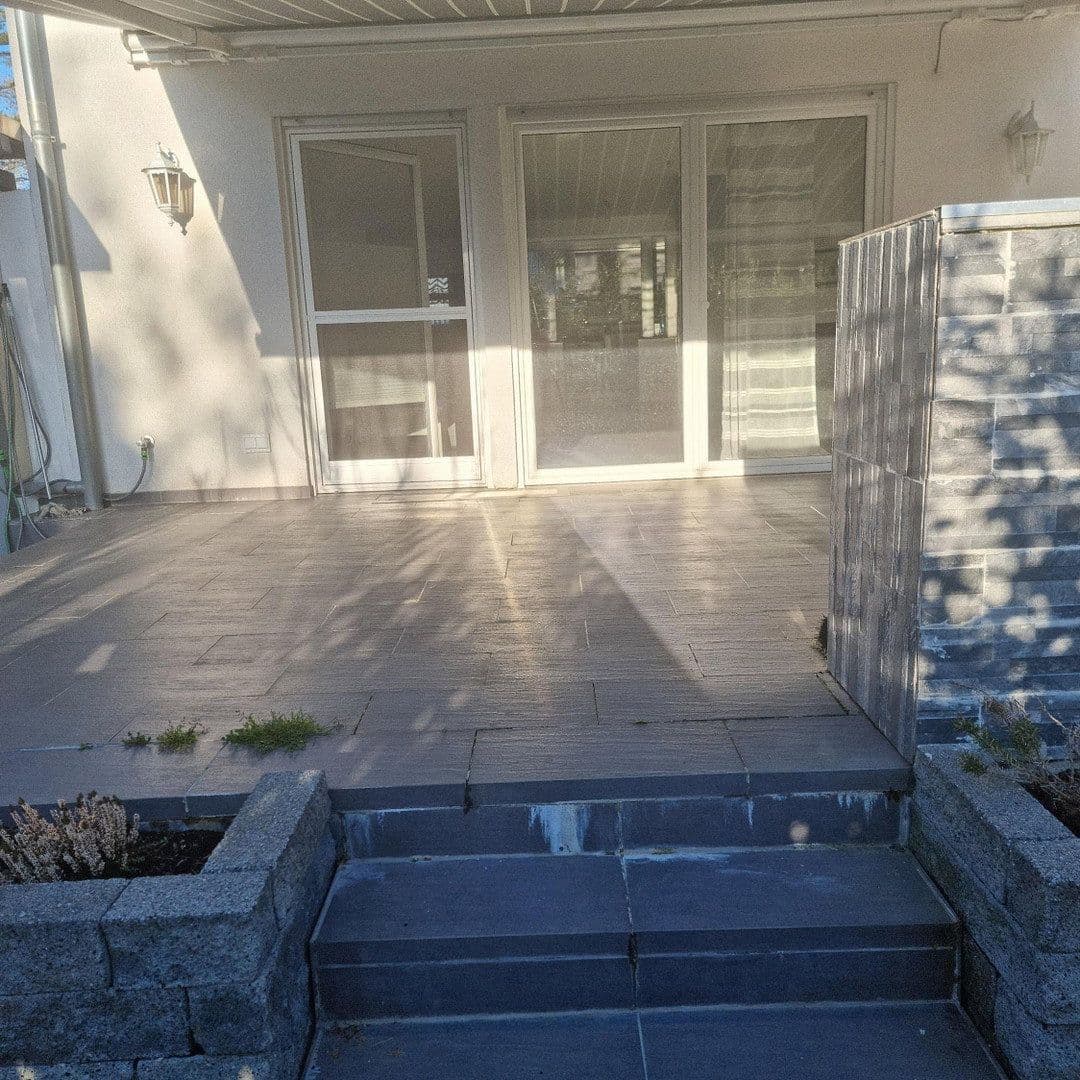 Prodej domu 161 m², pozemek 222 m², Pforzheim, Bádensko-Württembersko Prodej domu 161 m², pozemek 222 m², Pforzheim, Bádensko-Württembersko