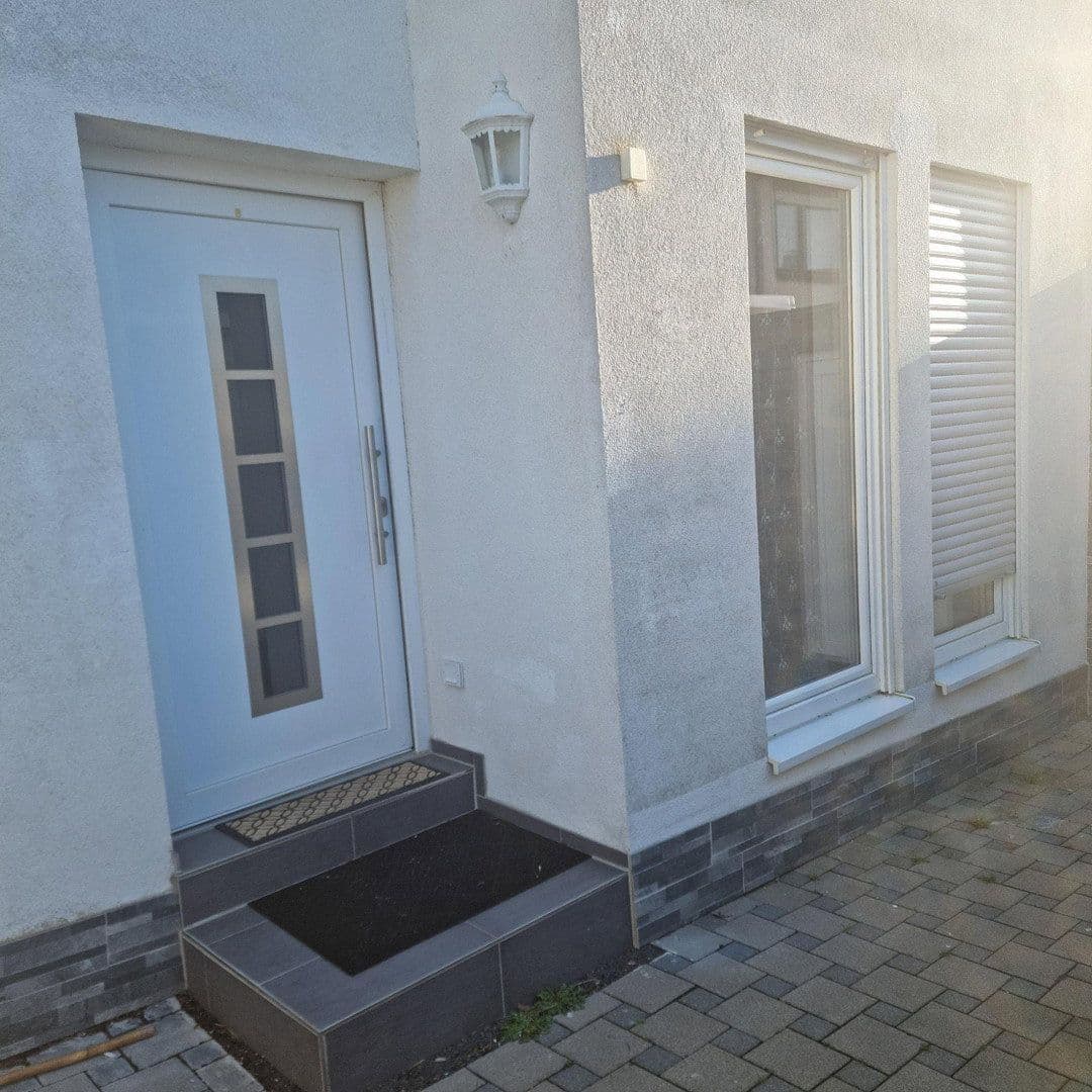 Prodej domu 161 m², pozemek 222 m², Pforzheim, Bádensko-Württembersko Prodej domu 161 m², pozemek 222 m², Pforzheim, Bádensko-Württembersko