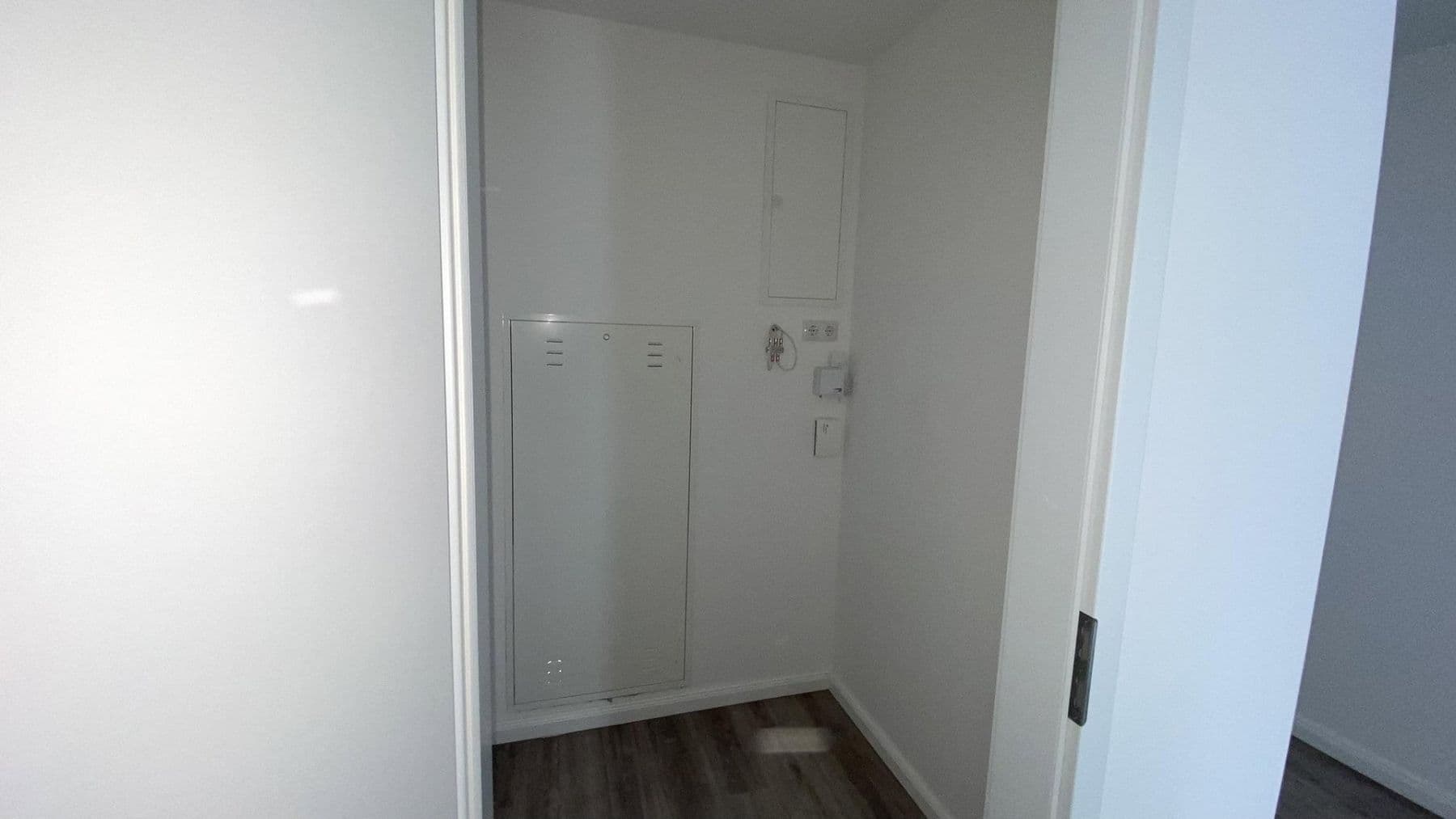 Prodej bytu 3+1 96 m², Reinbeker Redder 57a, Hamburg, Hamburg Prodej bytu 3+1 96 m², Reinbeker Redder 57a, Hamburg, Hamburg