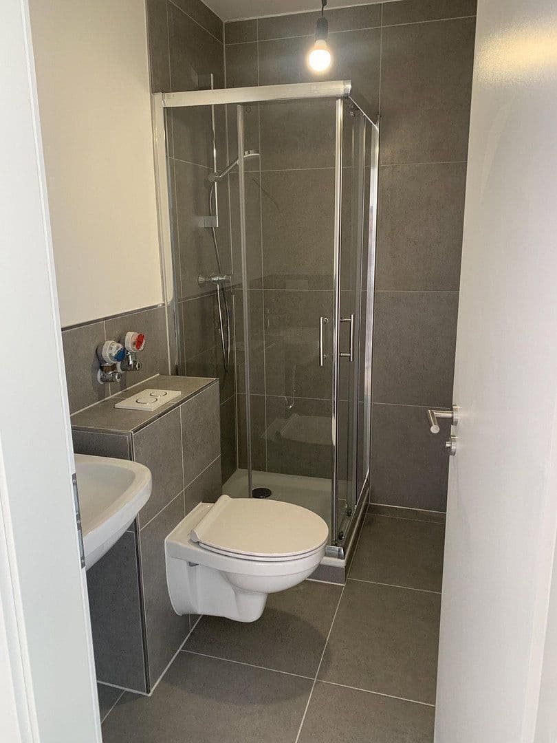 Pronájem bytu 2+1 56 m², Heddingheimerstr. 9, Hattersheim am Main, Hessen Pronájem bytu 2+1 56 m², Heddingheimerstr. 9, Hattersheim am Main, Hessen