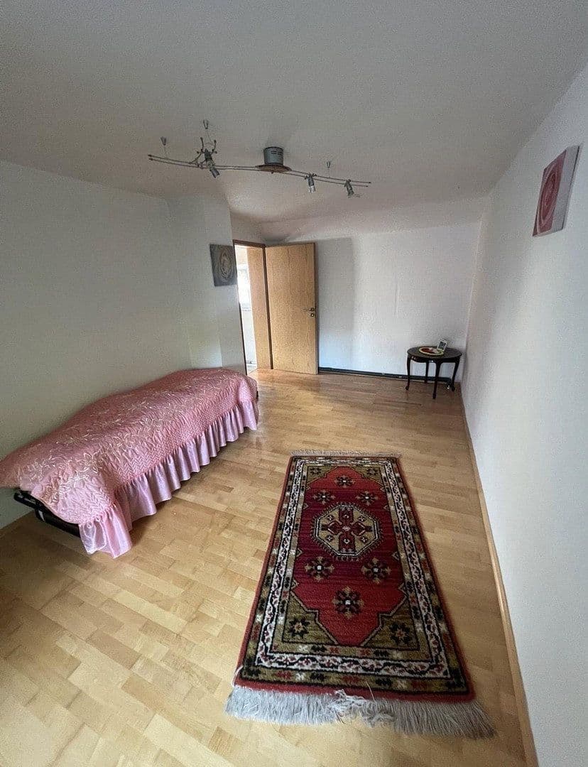 Prodej domu 130 m², pozemek 269 m², Balingen, Bádensko-Württembersko Prodej domu 130 m², pozemek 269 m², Balingen, Bádensko-Württembersko