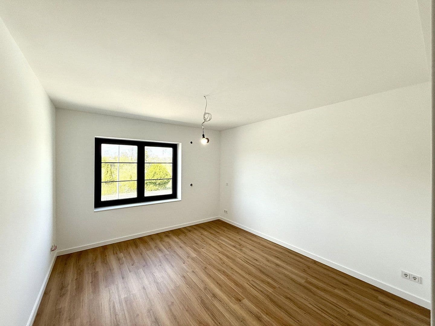 Pronájem bytu 2+kk 56 m², Zeißstr. 44, Hannover, Dolní Sasko Pronájem bytu 2+kk 56 m², Zeißstr. 44, Hannover, Dolní Sasko