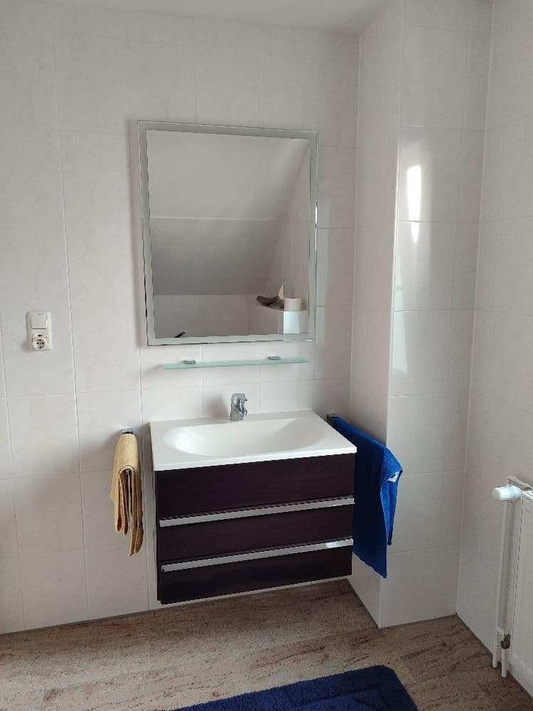 Prodej domu 130 m², pozemek 673 m², Schwalbach am Taunus, Hessen Prodej domu 130 m², pozemek 673 m², Schwalbach am Taunus, Hessen