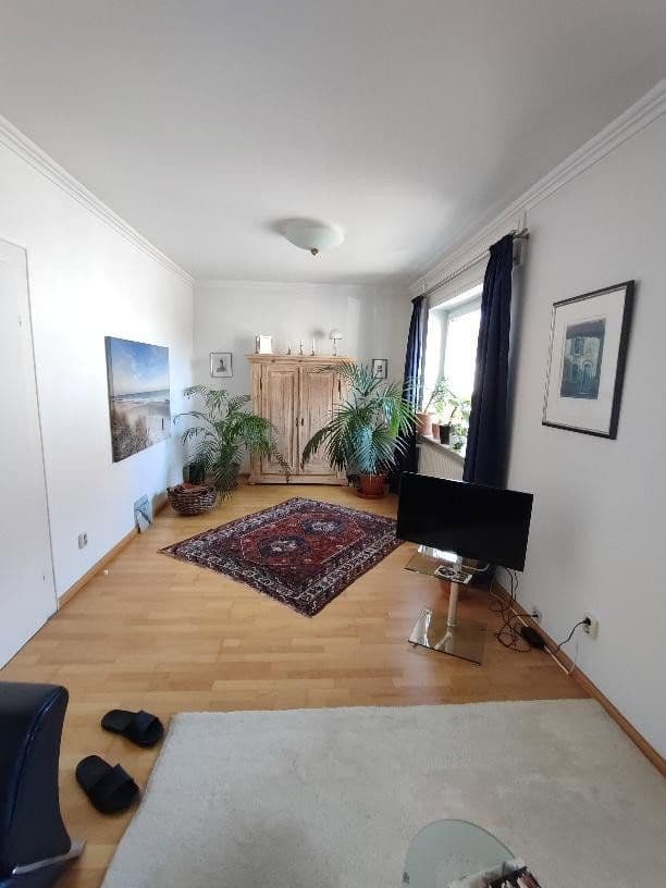 Prodej domu 130 m², pozemek 673 m², Schwalbach am Taunus, Hessen Prodej domu 130 m², pozemek 673 m², Schwalbach am Taunus, Hessen