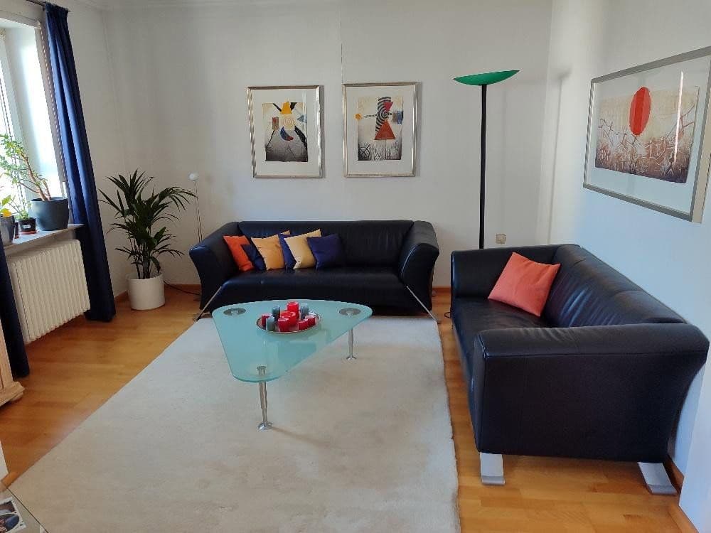 Prodej domu 130 m², pozemek 673 m², Schwalbach am Taunus, Hessen Prodej domu 130 m², pozemek 673 m², Schwalbach am Taunus, Hessen