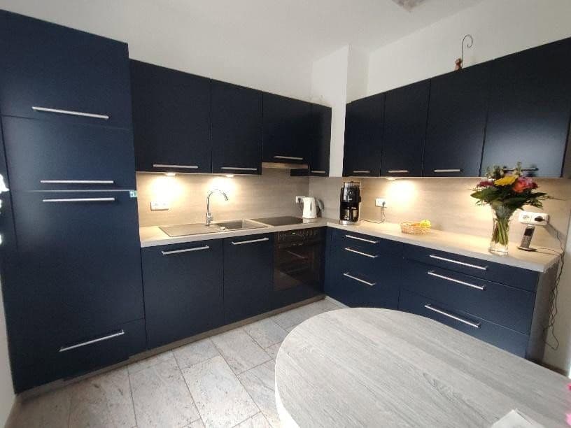 Prodej domu 130 m², pozemek 673 m², Schwalbach am Taunus, Hessen Prodej domu 130 m², pozemek 673 m², Schwalbach am Taunus, Hessen