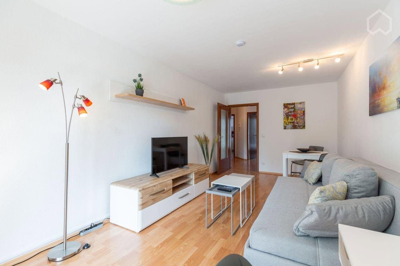 Pronájem bytu 2+1 56 m², Feldbergstraße 8, Köln, Severní Porýní-Vestfálsko Pronájem bytu 2+1 56 m², Feldbergstraße 8, Köln, Severní Porýní-Vestfálsko