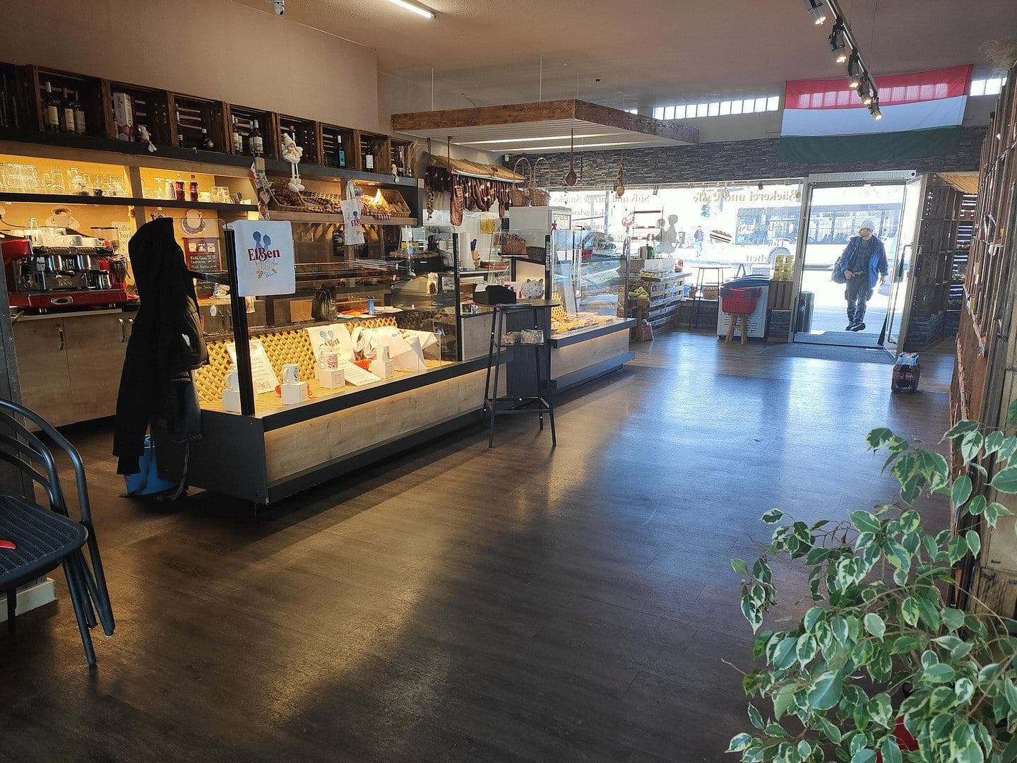 Pronájem nebytového prostoru 180 m², Bahnhofstr.47/1, Geislingen an der Steige, Bádensko-Württembersko Pronájem nebytového prostoru 180 m², Bahnhofstr.47/1, Geislingen an der Steige, Bádensko-Württembersko