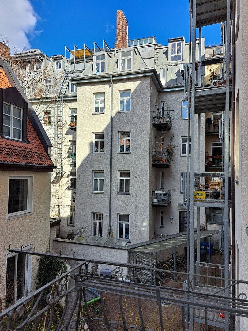 Prodej bytu 4+1 130 m², Erhardtstraße 11, München, Bavorsko Prodej bytu 4+1 130 m², Erhardtstraße 11, München, Bavorsko