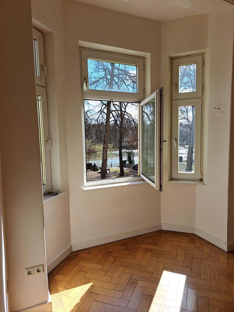 Prodej bytu 4+1 130 m², Erhardtstraße 11, München, Bavorsko Prodej bytu 4+1 130 m², Erhardtstraße 11, München, Bavorsko